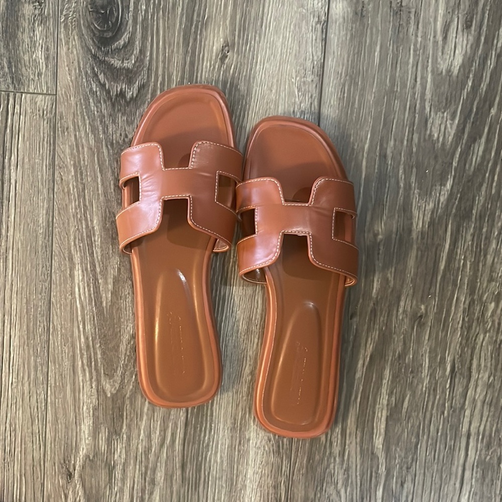 ChngShen Oran Sandal